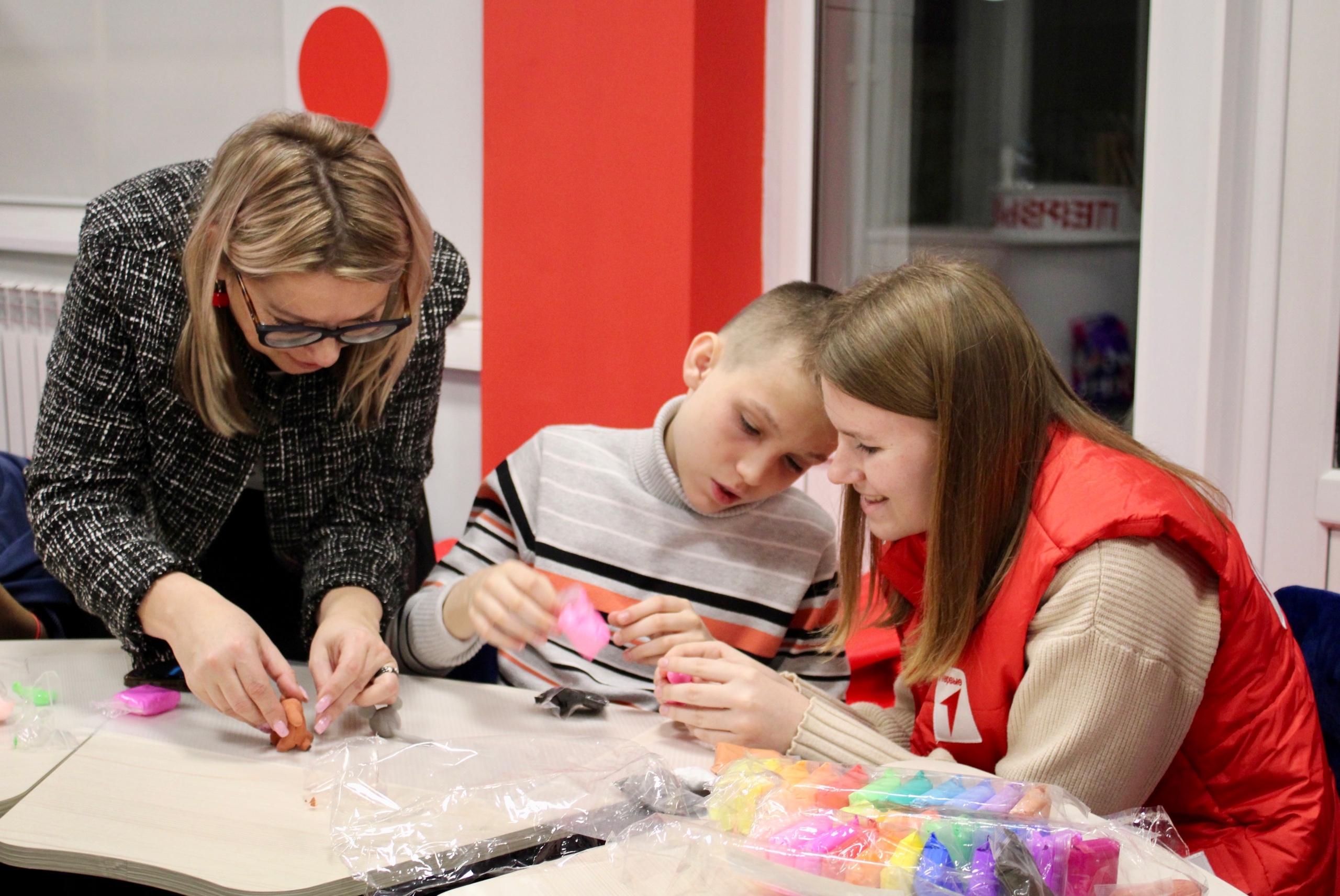 Творческая мастерская «Реабилитация творчеством» состоялась в Державинском университете фото анонса