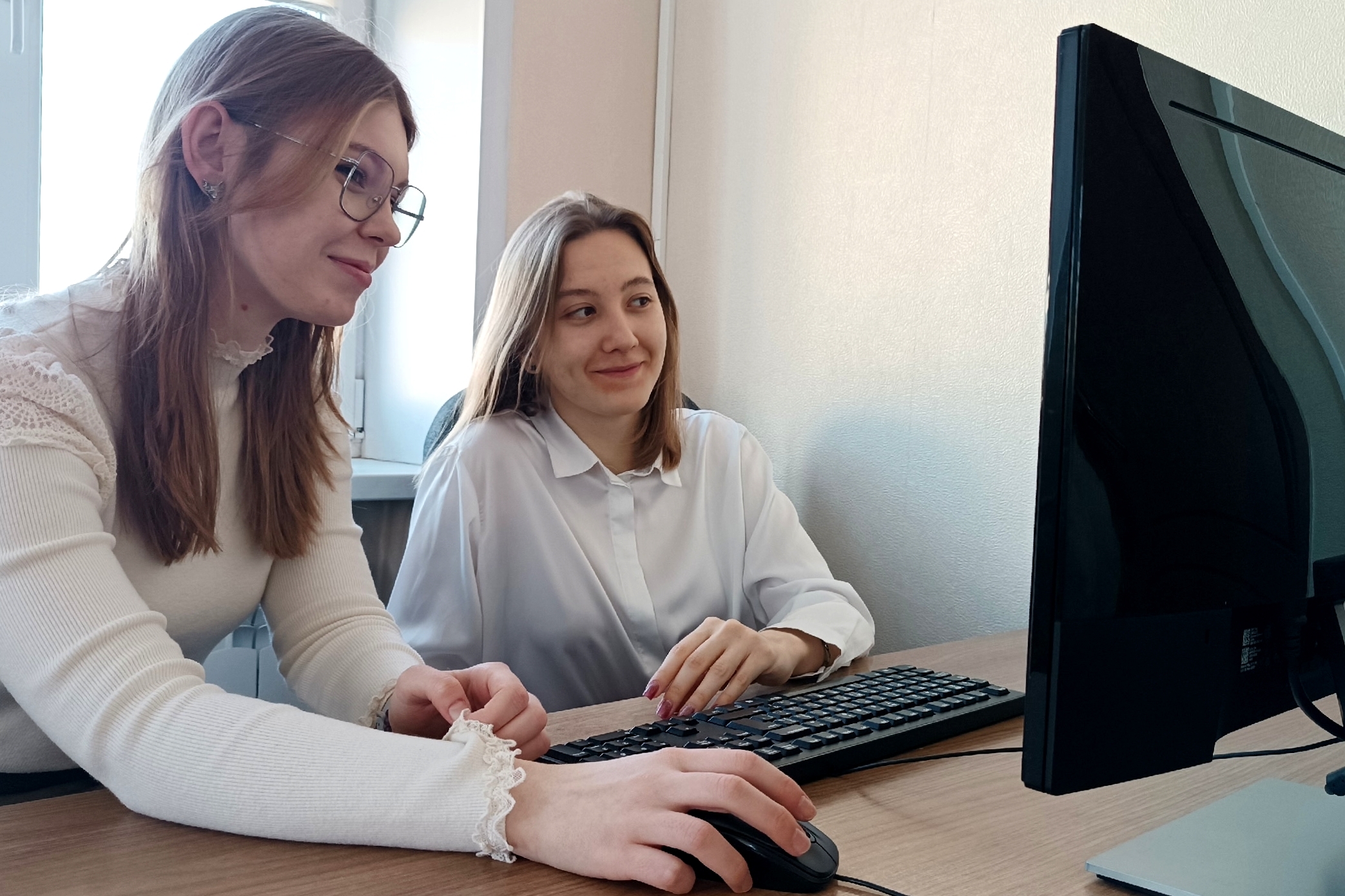 Программа «Обучение служением» в действии: под авторством державинцев вышла книга кулинарных традиций региона фото анонса