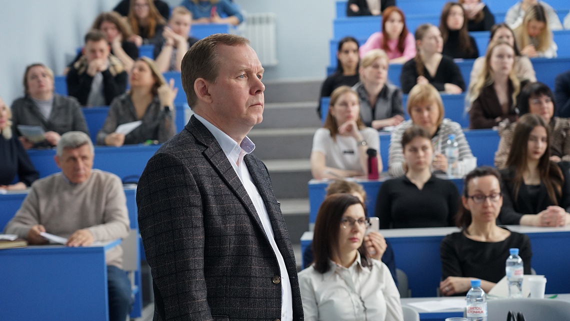 Центр эталонной правовой информации презентовали в Державинском фото детальные